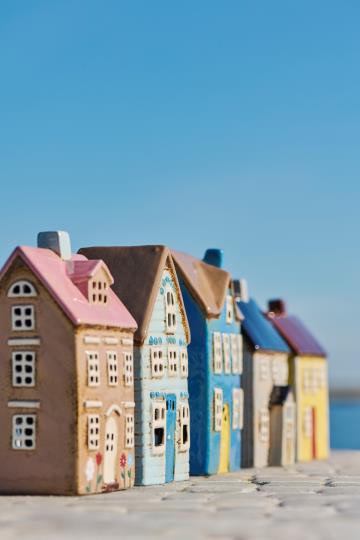 Lyshus Visby blå dør/brunt tak