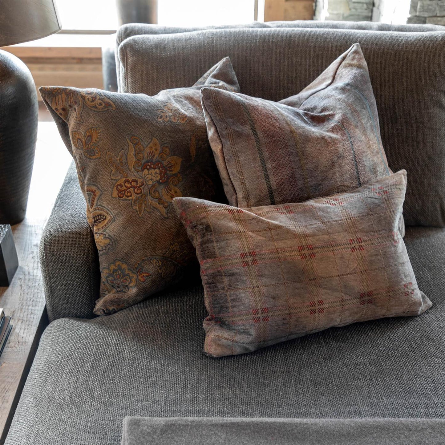 Miralago Flower Taupe putetrekk 50x50 cm