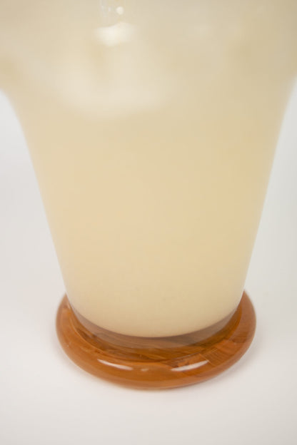 Loa vase vanilla