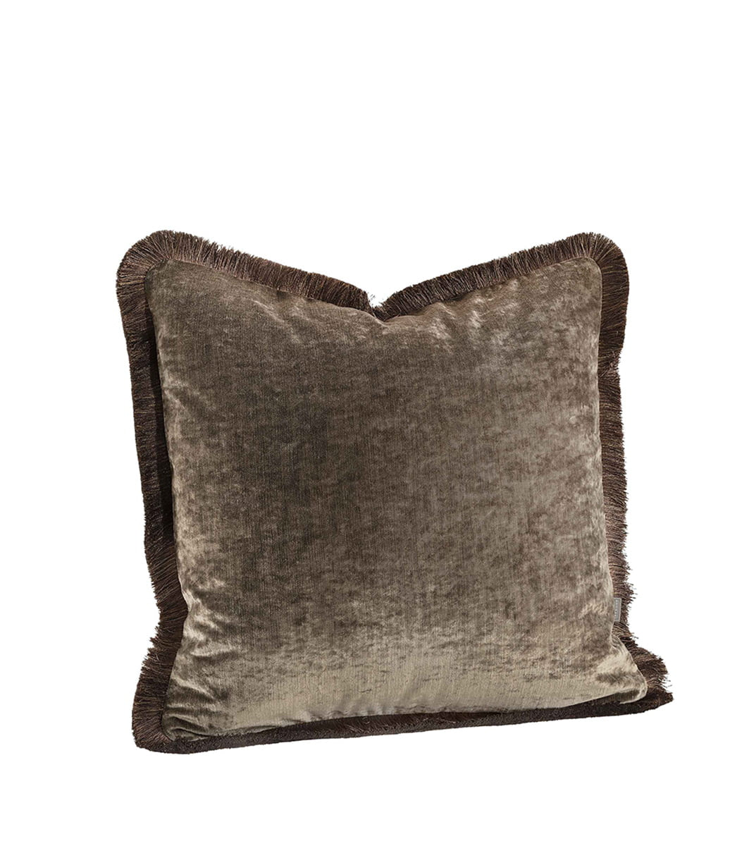 Putetrekk Garda Velvet Taupe fringe 50x50 cm