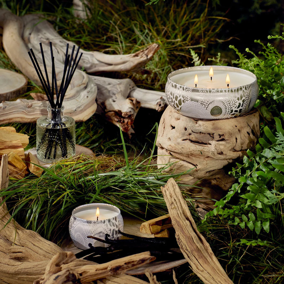 Santal Vanille 3 Wick Tin Candle 40 Timer