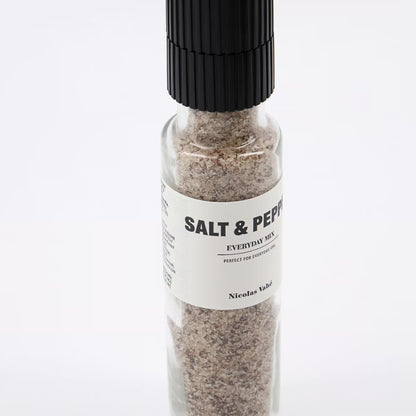 Salt and Pepper Everyday Mix